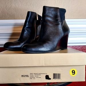 Michael Michael Kors Black Leather Bromley Wedge  Booties Size 9M